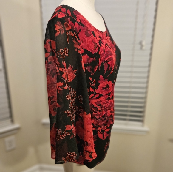 North Style Floral Blouse Small - Picture 3 of 6